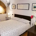Сasa de vacaciones L' Arcata A Montesanto Nápoles